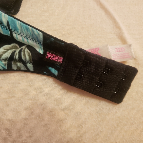 PINK VICTORIA SECRET BRA - Picture 2 of 4